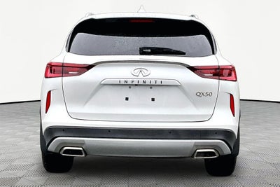 2023 INFINITI QX50 LUXE