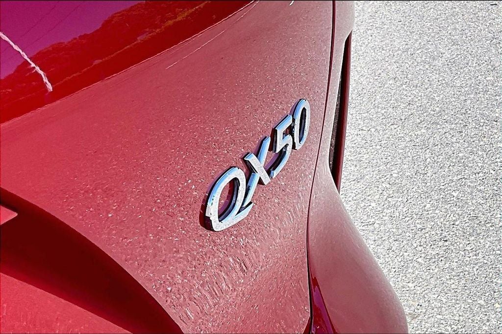 2023 INFINITI QX50 SENSORY