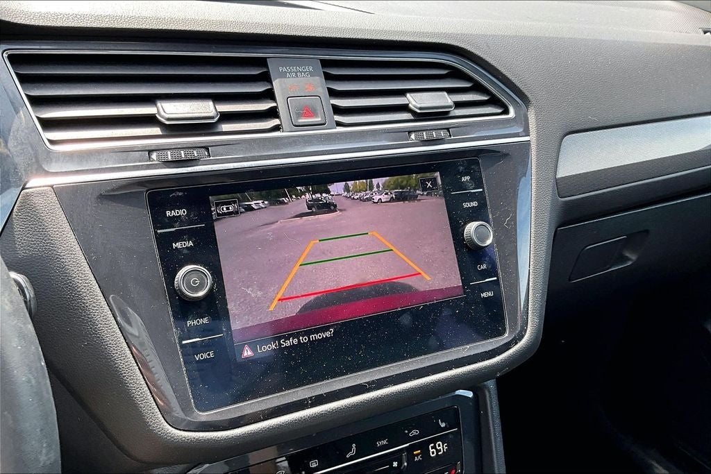 2022 Volkswagen Tiguan SE