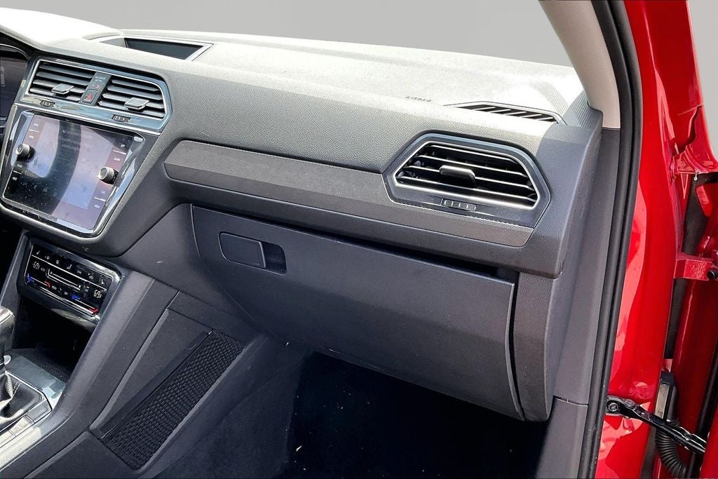 2022 Volkswagen Tiguan SE