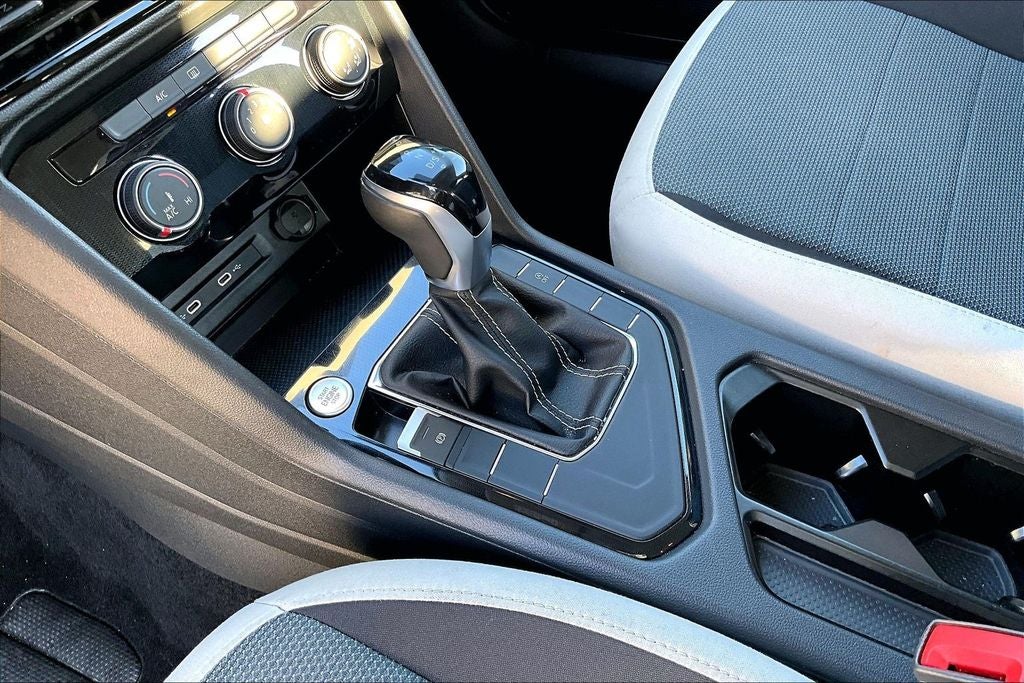 2025 Volkswagen Taos S
