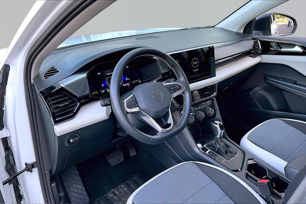 2025 Volkswagen Taos S