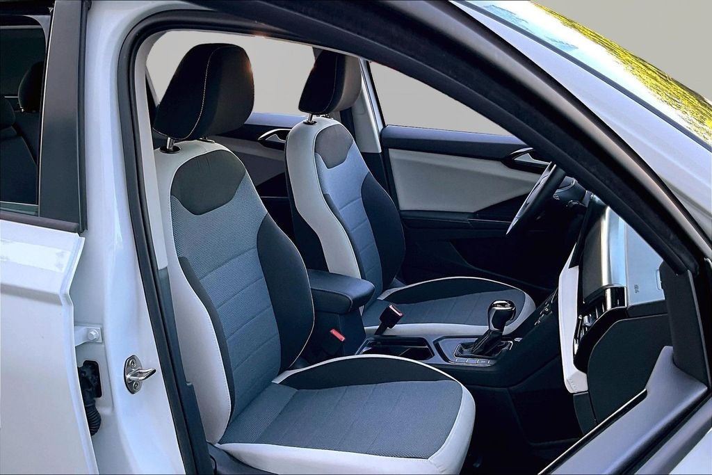 2025 Volkswagen Taos S