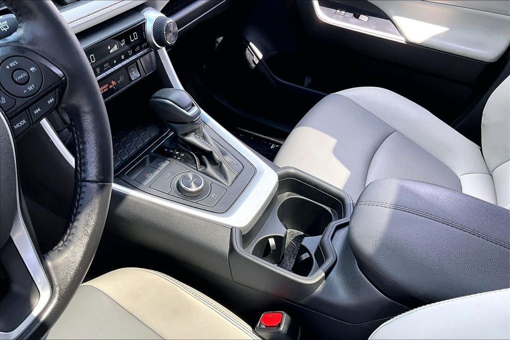 2021 Toyota RAV4 Hybrid Hybrid XLE Premium