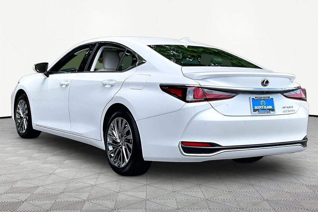 2025 Lexus ES ES 300h Luxury