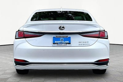 2025 Lexus ES ES 300h Luxury