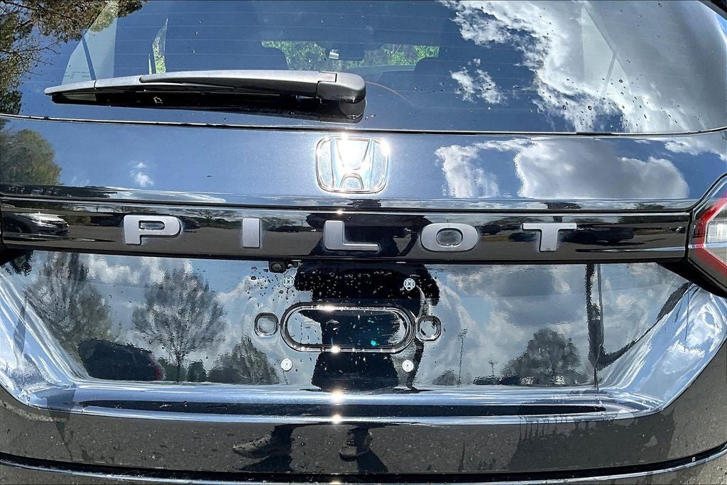 2024 Honda Pilot EX-L 8 Passenger