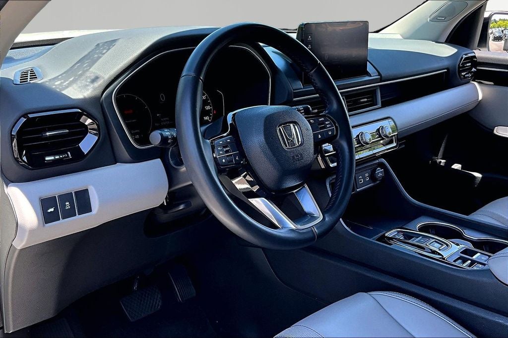 2024 Honda Pilot Touring