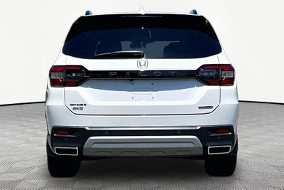 2024 Honda Pilot Touring