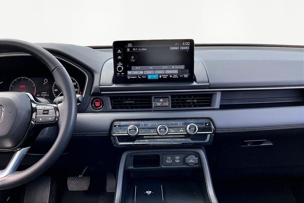 2025 Honda Pilot Touring