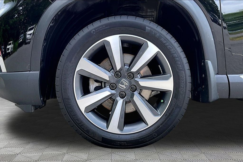 2025 Honda Pilot Touring