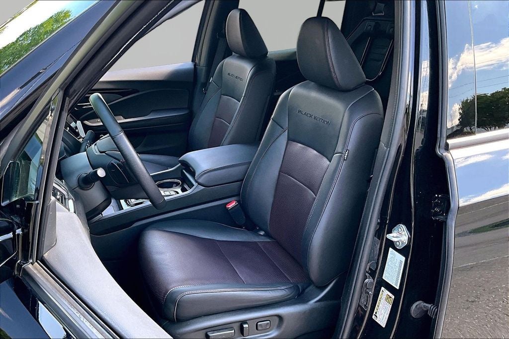 2025 Honda Ridgeline Black Edition