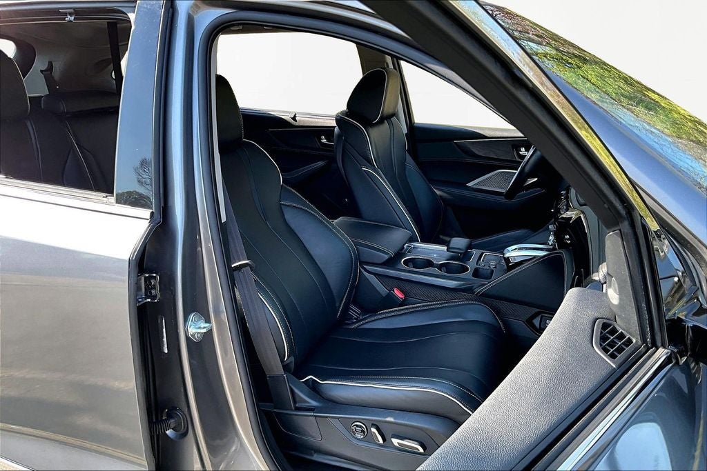 2023 Acura MDX w/Advance Package