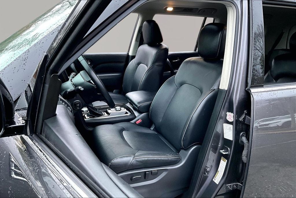 2024 INFINITI QX80 LUXE