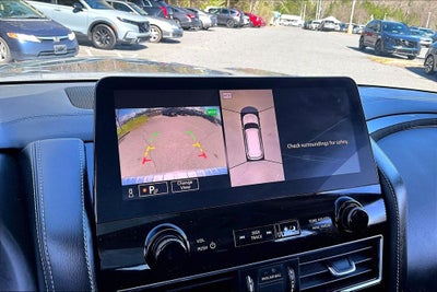 2024 INFINITI QX80 LUXE