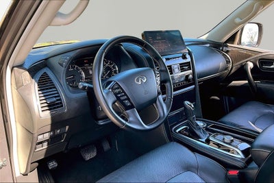 2024 INFINITI QX80 LUXE