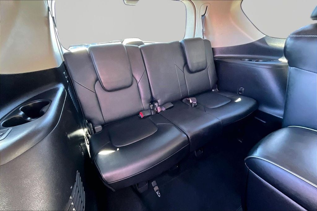 2024 INFINITI QX80 LUXE