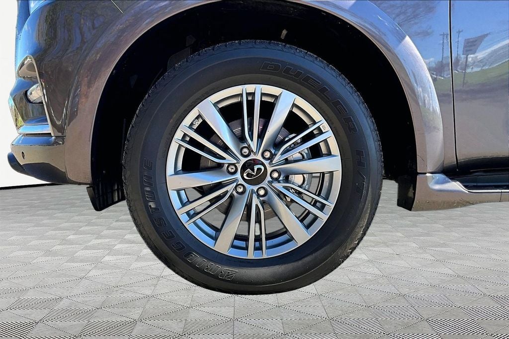 2024 INFINITI QX80 LUXE