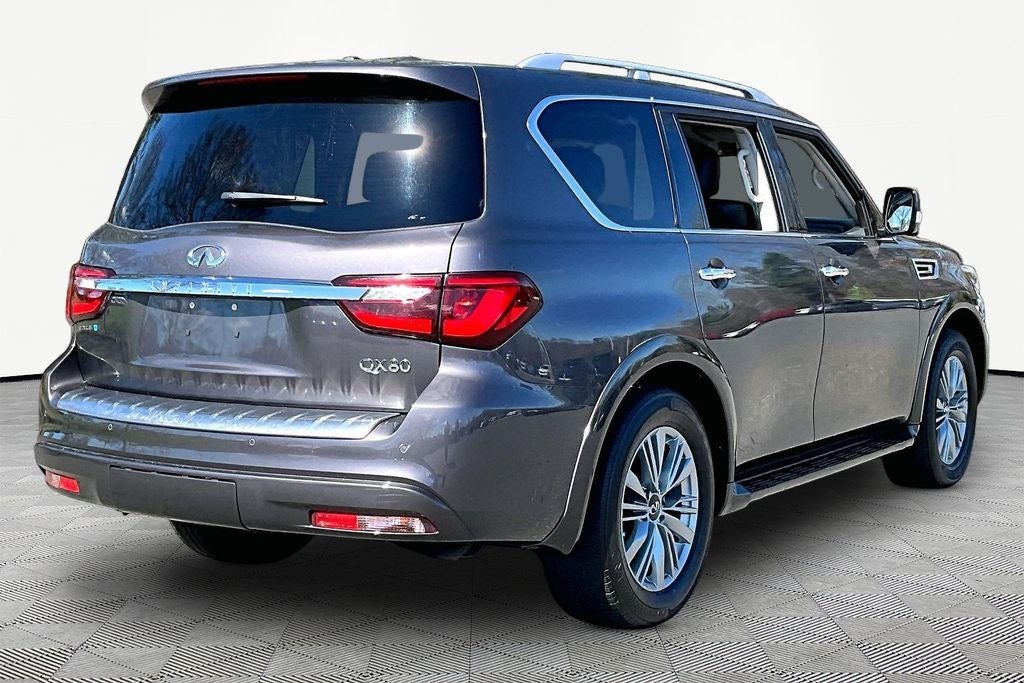 2024 INFINITI QX80 LUXE