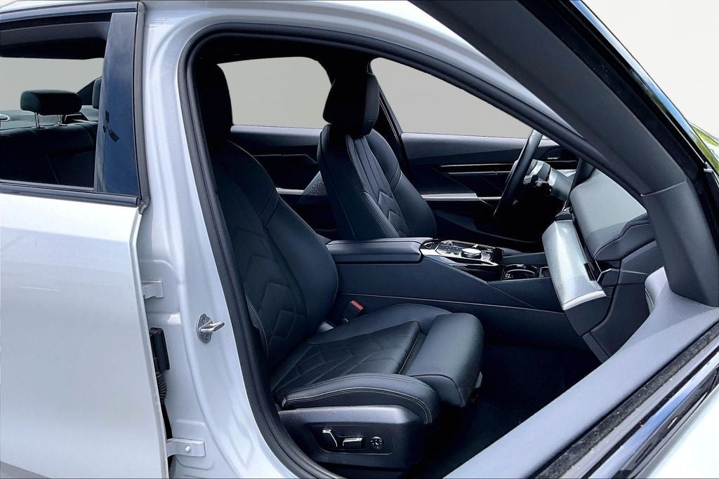 2026 BMW 5 Series 530i xDrive