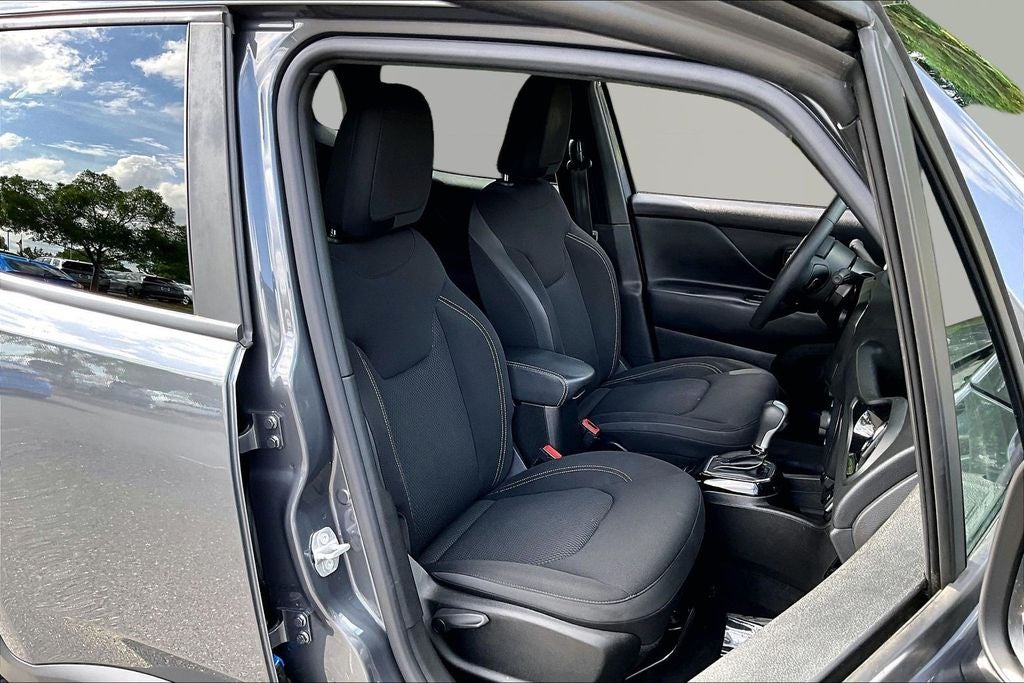2022 Jeep Renegade Altitude