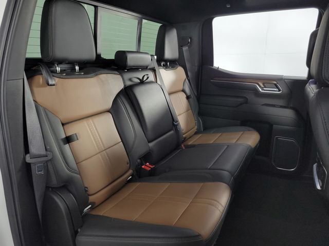 2023 Chevrolet Silverado 1500 High Country 4D Crew Cab