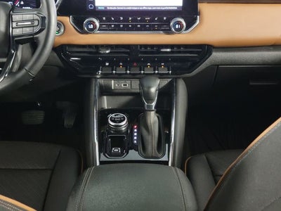2023 GMC Canyon AT4 4D Crew Cab