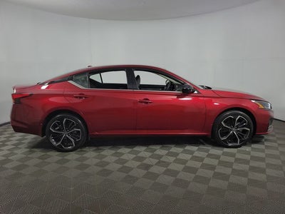 2023 Nissan Altima 2.5 SR 4D Sedan
