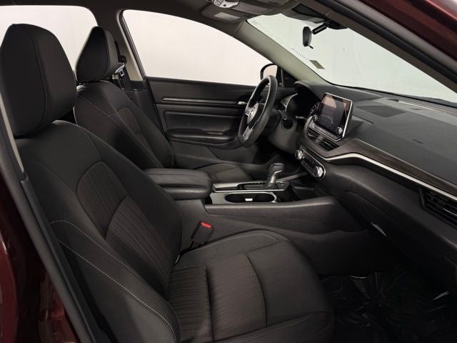 2024 Nissan Altima 2.5 SV 4D Sedan