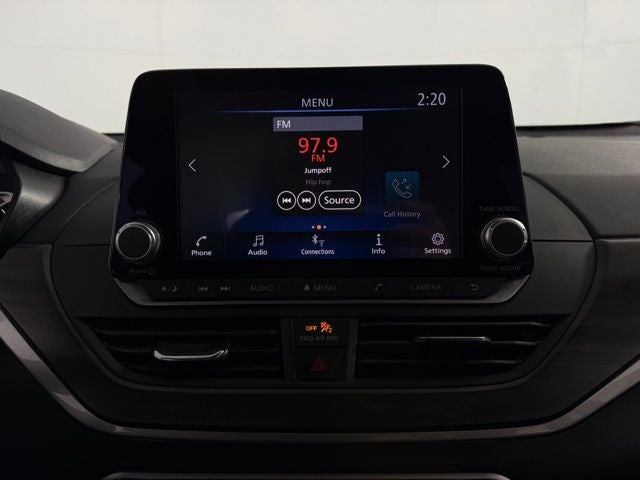 2024 Nissan Altima 2.5 SV 4D Sedan