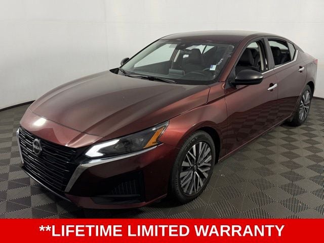 2024 Nissan Altima 2.5 SV 4D Sedan