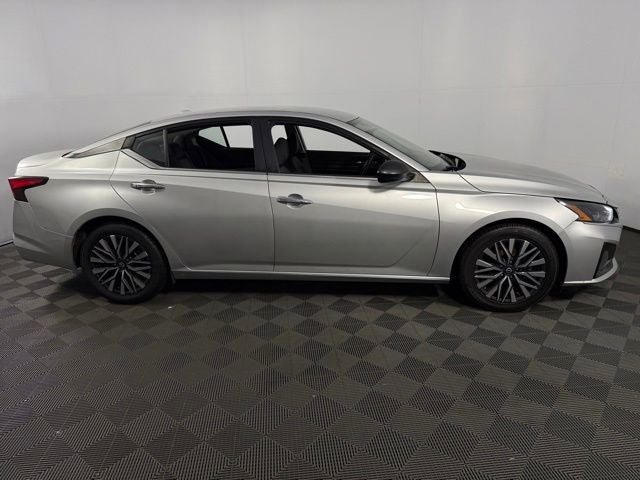 2024 Nissan Altima 2.5 SV 4D Sedan