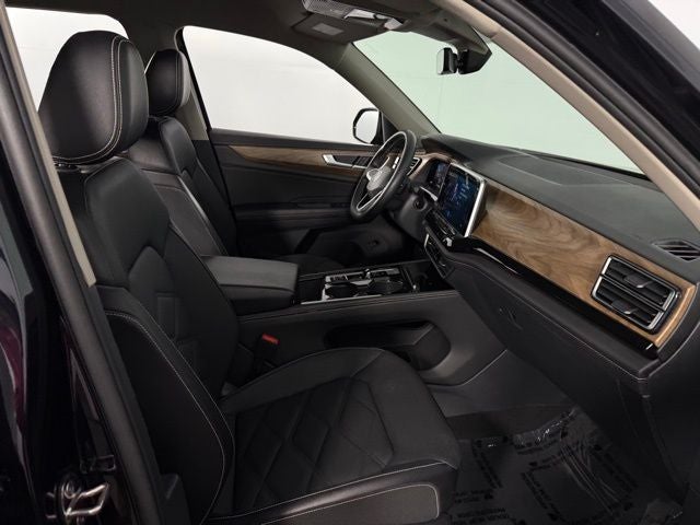 2025 Volkswagen Atlas 2.0T SE w/Technology 4D Sport Utility