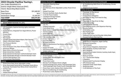 2023 Chrysler Pacifica Touring L 4D Passenger Van