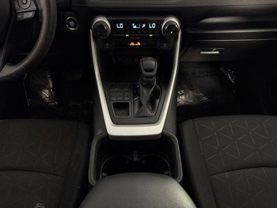 2024 Toyota RAV4 XLE 4D Sport Utility