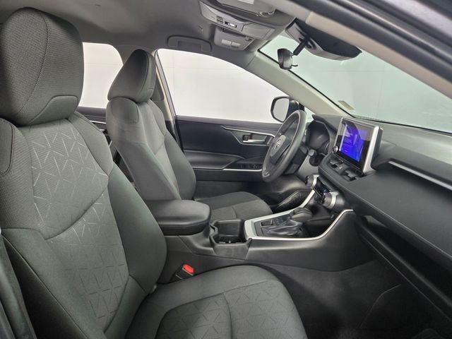 2024 Toyota RAV4 XLE 4D Sport Utility