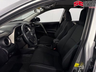 2018 Toyota RAV4 XLE 4D Sport Utility
