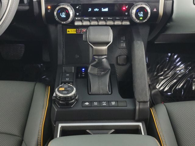 2025 Toyota Tacoma Hybrid Trailhunter 4D Crew Cab