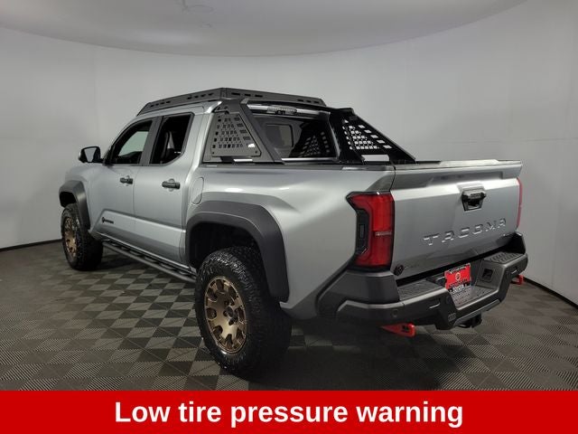 2025 Toyota Tacoma Hybrid Trailhunter 4D Crew Cab