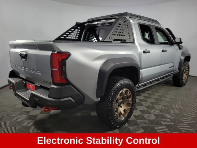 2025 Toyota Tacoma Hybrid Trailhunter 4D Crew Cab