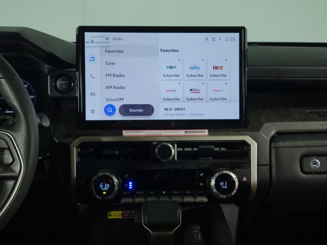 2024 Toyota Tacoma Hybrid Limited 4D Crew Cab