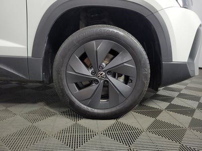 2025 Volkswagen Taos 1.5T S 4D Sport Utility