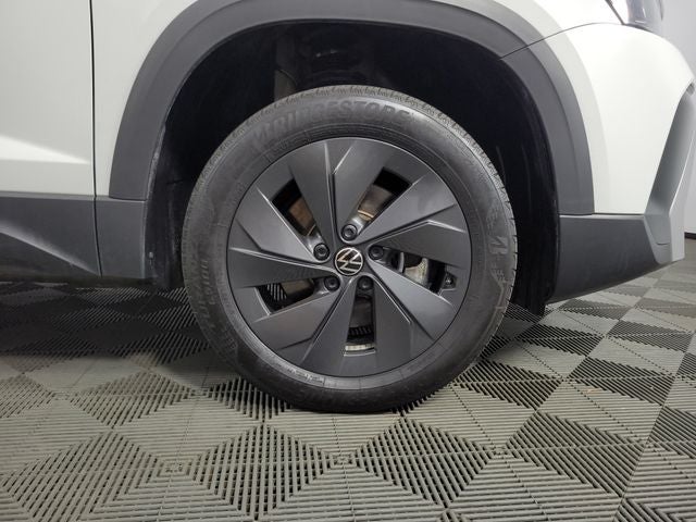 2025 Volkswagen Taos 1.5T S 4D Sport Utility