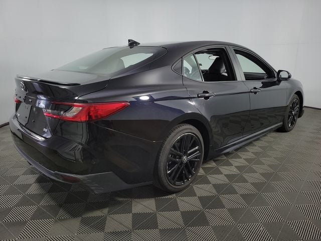 2025 Toyota Camry SE 4D Sedan