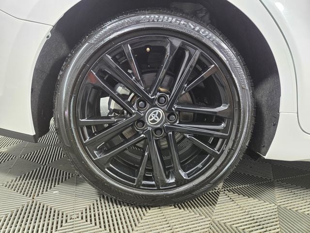 2025 Toyota Camry SE 4D Sedan