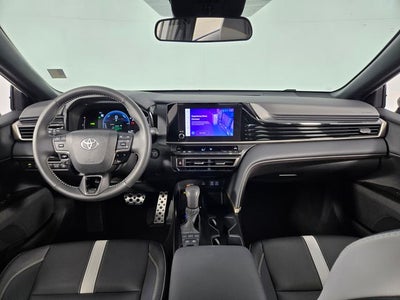 2025 Toyota Camry SE 4D Sedan
