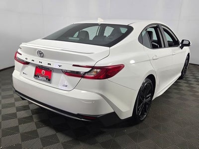 2025 Toyota Camry SE 4D Sedan