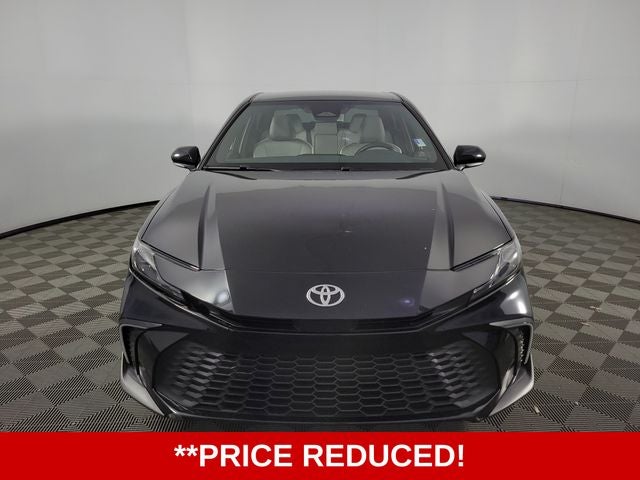 2025 Toyota Camry SE 4D Sedan