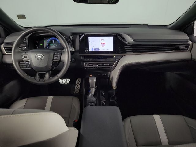 2025 Toyota Camry SE 4D Sedan