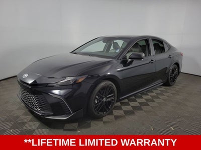 2025 Toyota Camry SE 4D Sedan